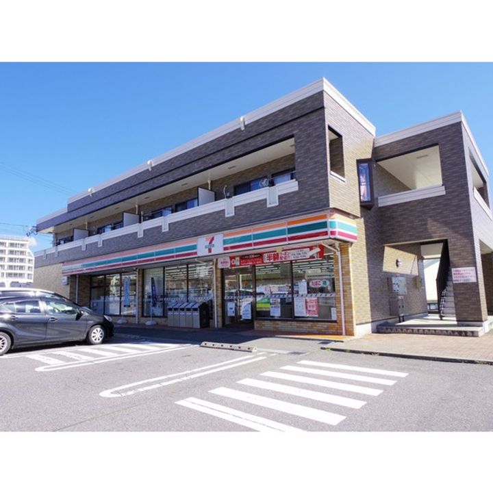 ロイヤルパレス202の周辺