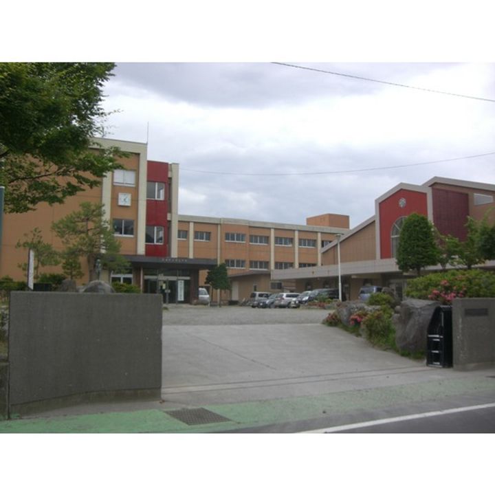 Fontana102の周辺