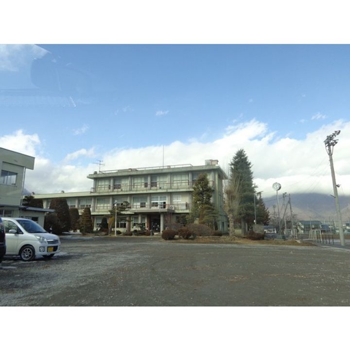 クレール・シャンスの周辺