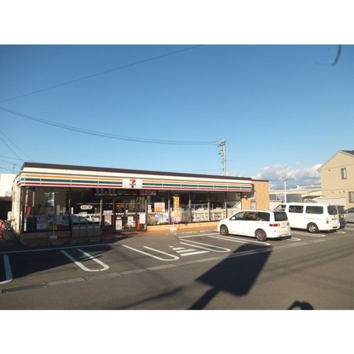 Y’Sコート105の周辺