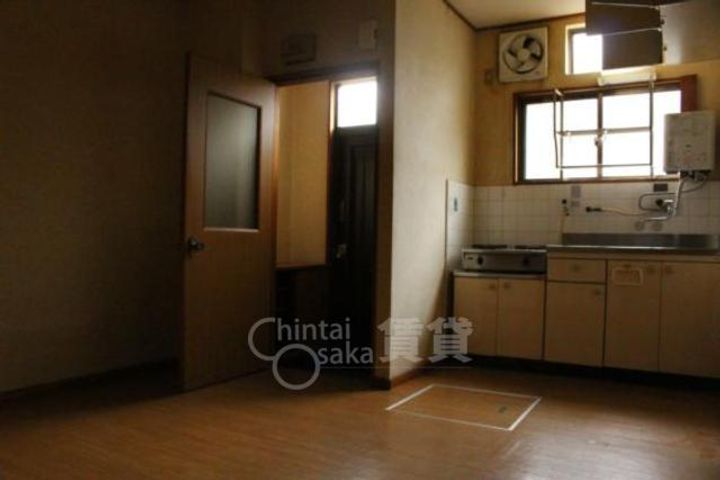 第二柳原マンションの居間