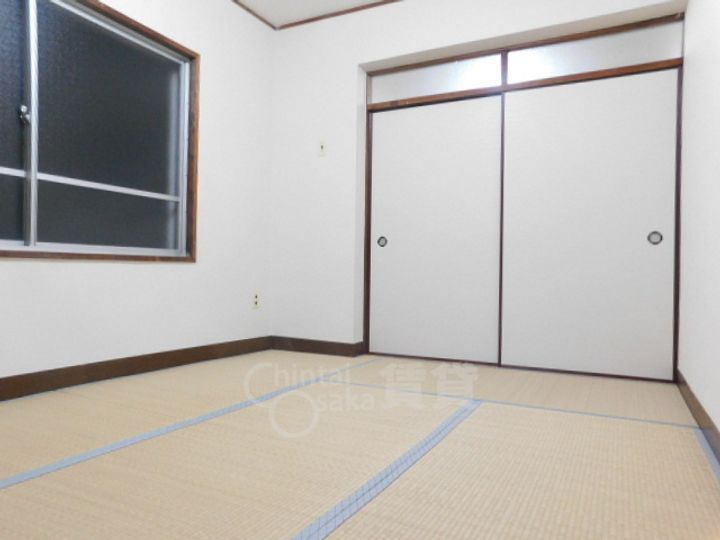 小野マンションの居間