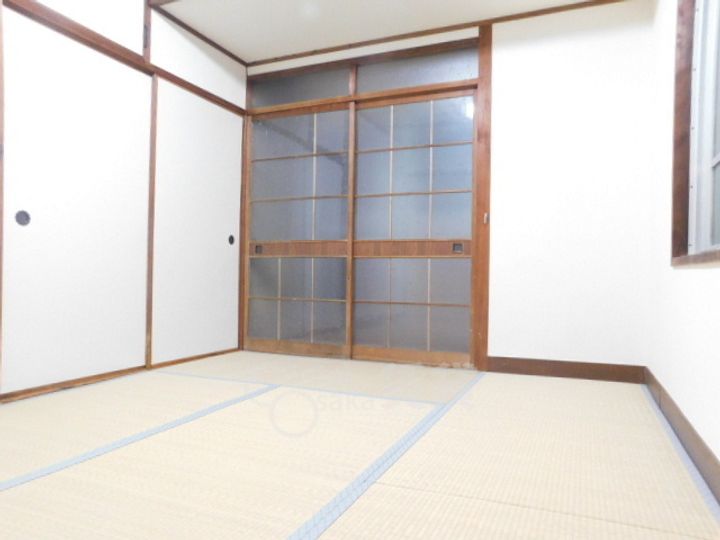 小野マンションの居間