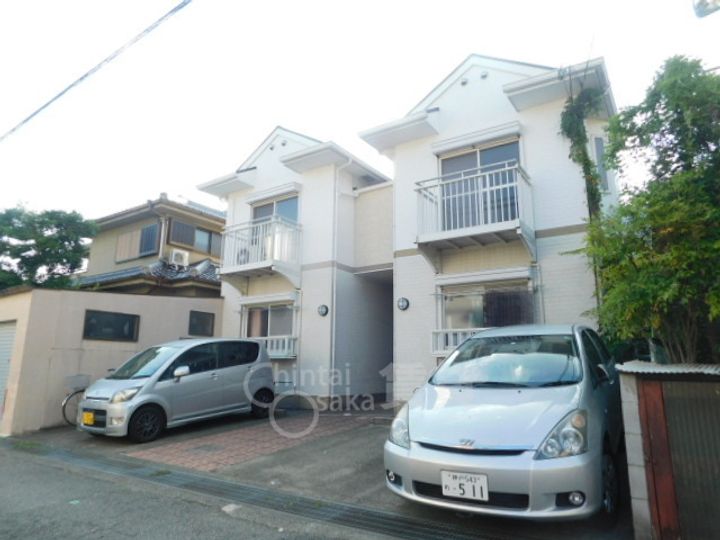 兵庫県川西市小戸1丁目の賃貸アパートの外観