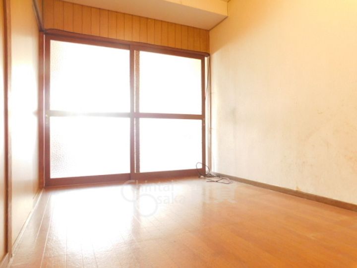 大阪府池田市天神2丁目の賃貸マンションの寝室