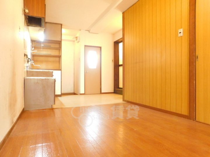 ローズコーポ石橋の居間