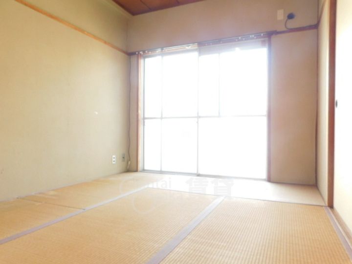 ローズコーポ石橋の寝室