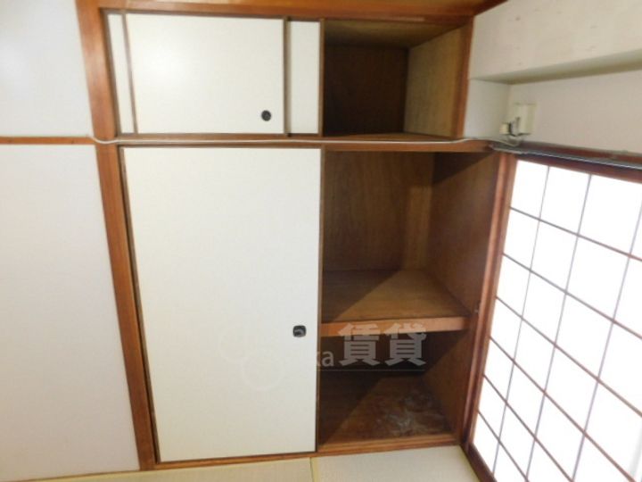 大阪府池田市畑3丁目の賃貸マンションの内装