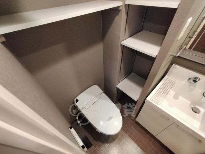 大阪府吹田市豊津町の賃貸マンションの内装