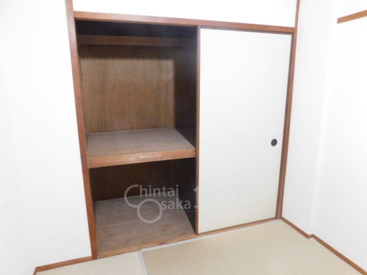 大阪府豊中市新千里南町3丁目の賃貸マンションの内装