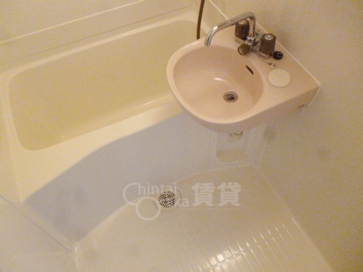 大阪府箕面市瀬川2丁目の賃貸マンションの風呂