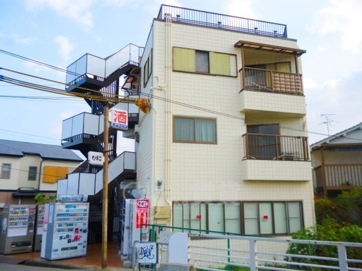 大阪府箕面市瀬川2丁目の賃貸マンションの外観