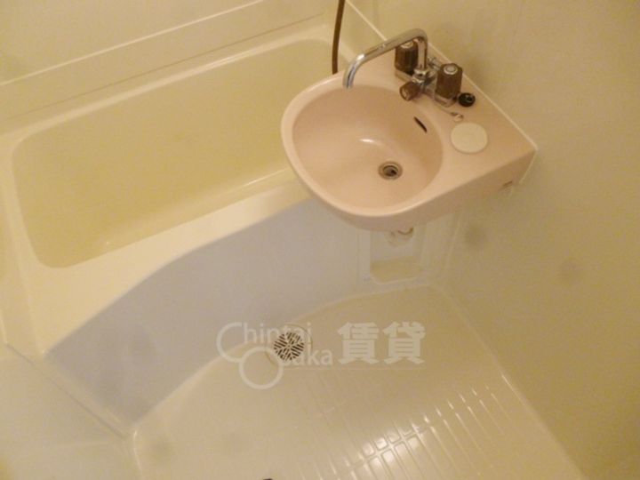 大阪府箕面市瀬川2丁目の賃貸マンションの内装