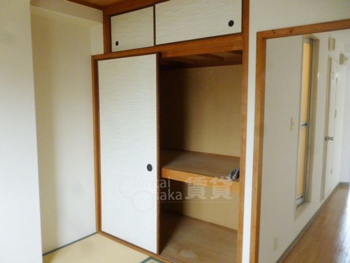 大阪府箕面市瀬川2丁目の賃貸マンションの内装