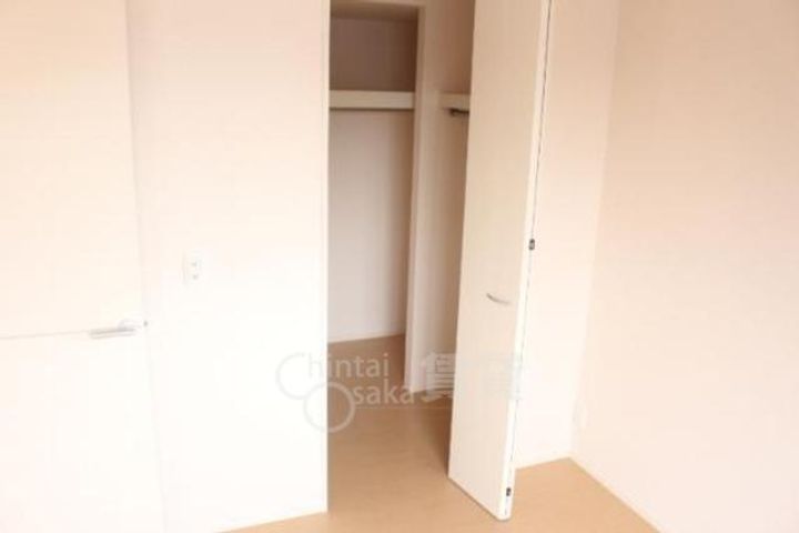 大阪府箕面市小野原東1丁目の賃貸アパートの内装