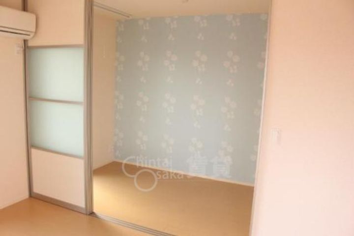 大阪府箕面市小野原東1丁目の賃貸アパートの寝室