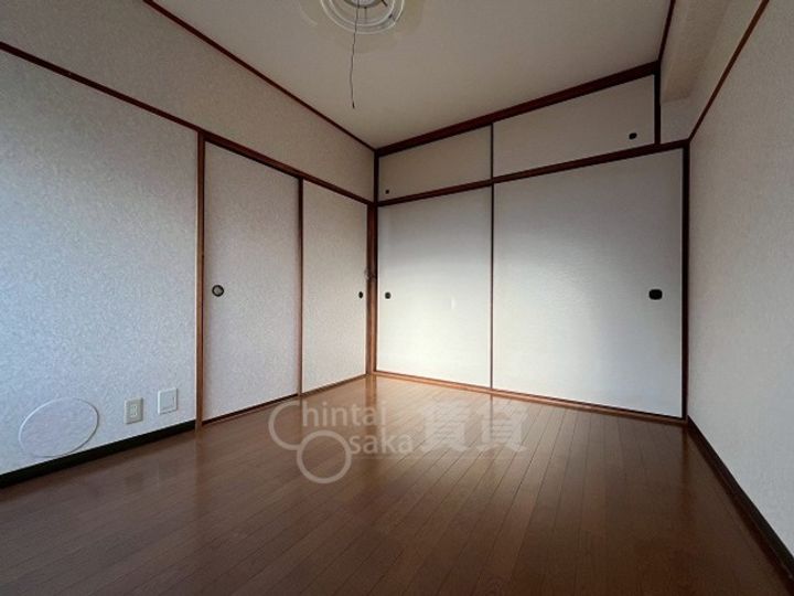 大阪府池田市八王寺1丁目の賃貸マンションの子供部屋