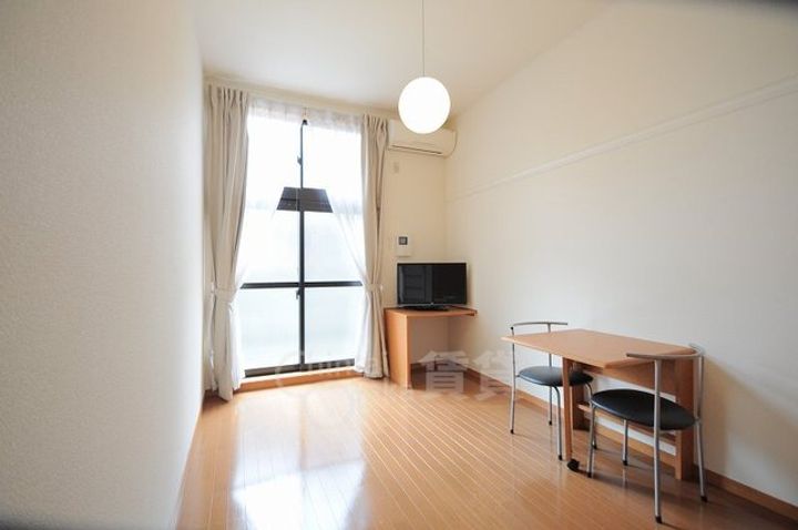 大阪府箕面市西小路5丁目の賃貸アパートの周辺