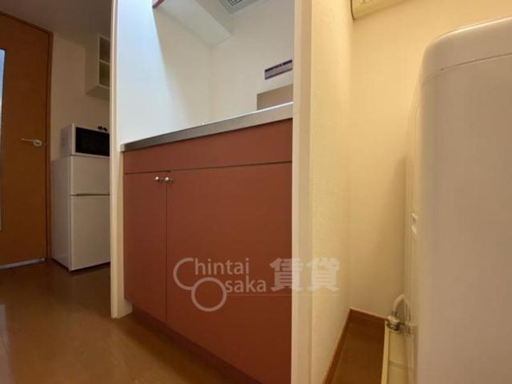 大阪府箕面市西小路5丁目の賃貸アパートのキッチン