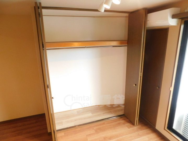 大阪府箕面市箕面8丁目の賃貸マンションの内装