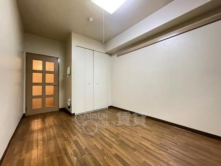 大阪府池田市豊島北1丁目の賃貸マンションの居間