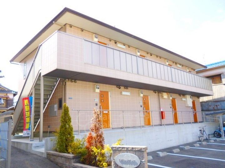 大阪府池田市石橋1丁目の賃貸アパートの外観