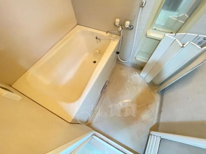 兵庫県宝塚市平井1丁目の賃貸マンションの風呂