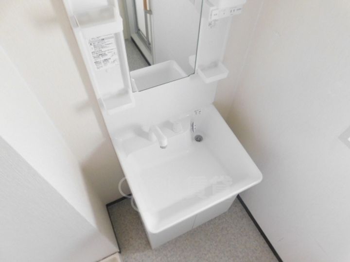 大阪府池田市井口堂3丁目の賃貸マンションの内装