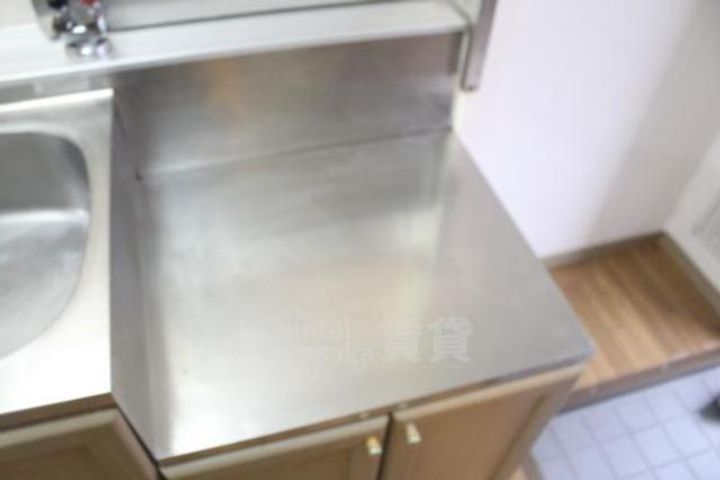 大阪府箕面市小野原東2丁目の賃貸アパートのキッチン