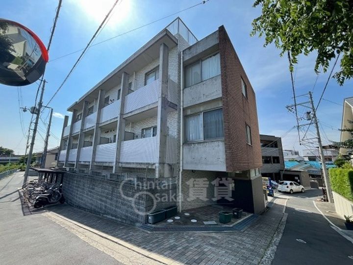 大阪府池田市天神2丁目の賃貸マンションの外観