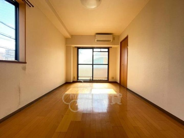 大阪府箕面市今宮2丁目の賃貸マンションの寝室