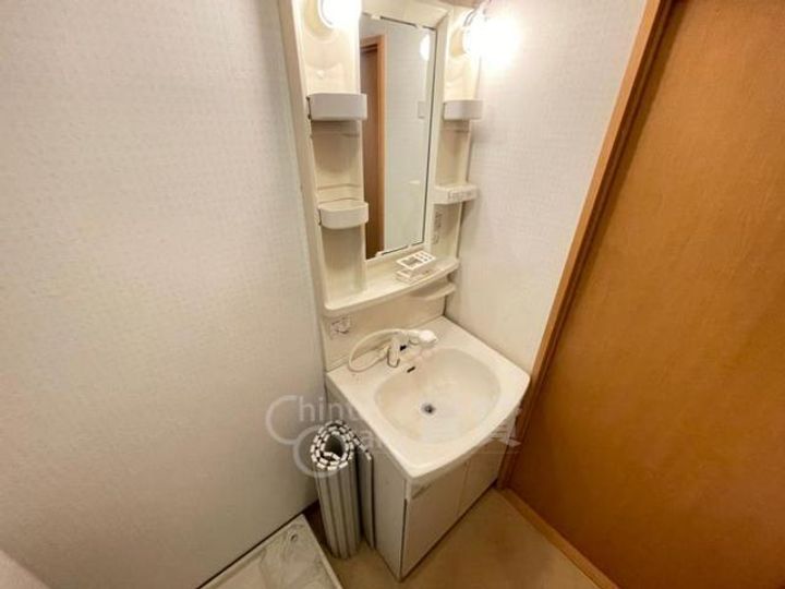 大阪府箕面市今宮2丁目の賃貸マンションの内装