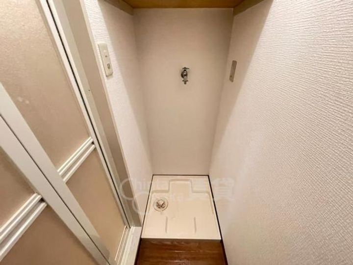 大阪府箕面市稲5丁目の賃貸マンションの内装