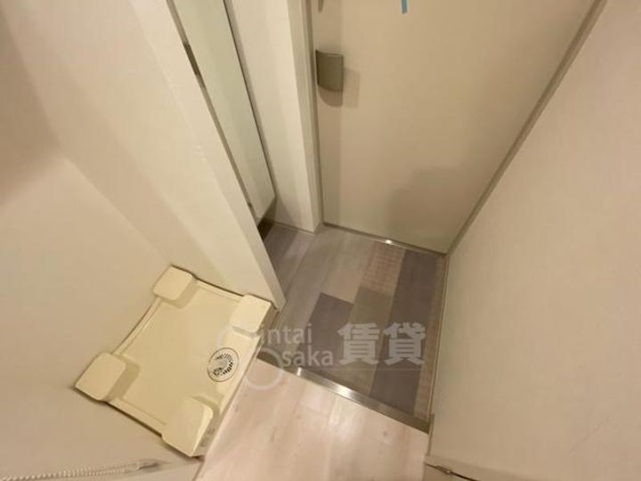 大阪府池田市新町の賃貸マンションの玄関
