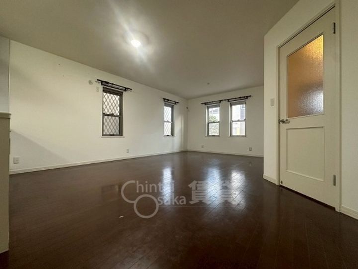 大阪府池田市桃園1丁目(一戸建)の賃貸物件の居間