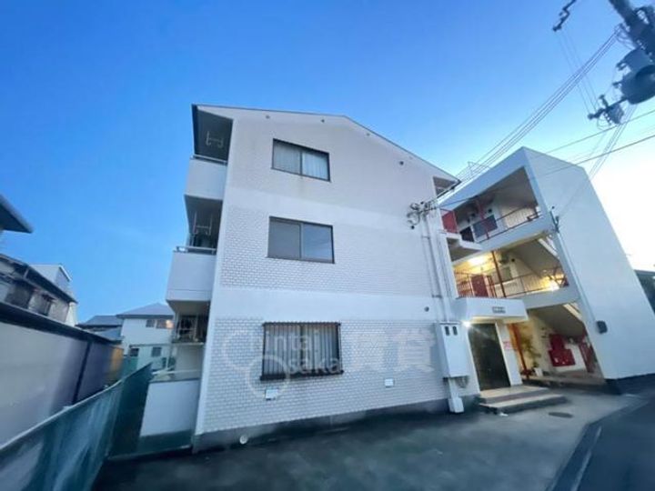 大阪府池田市天神2丁目の賃貸マンションの外観