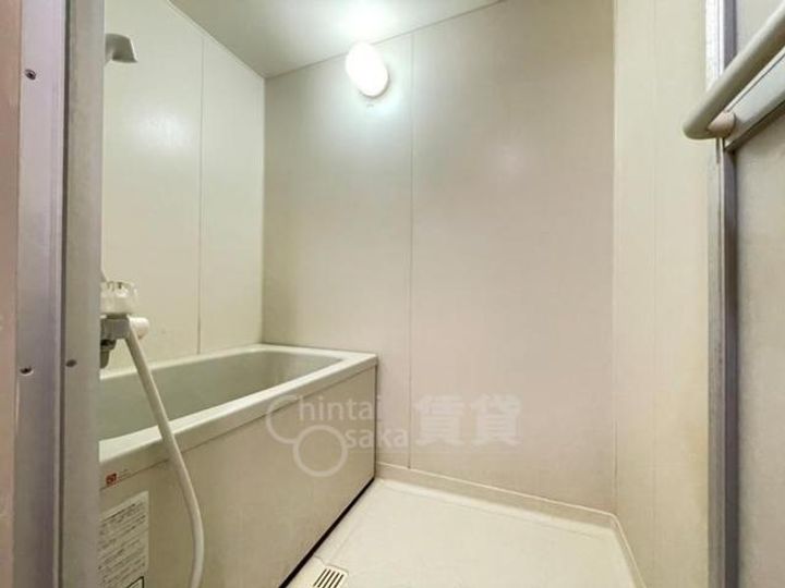 大阪府箕面市新稲7丁目の賃貸マンションの風呂