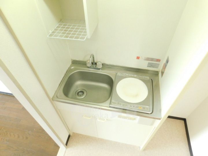 大阪府箕面市西小路1丁目の賃貸マンションのキッチン
