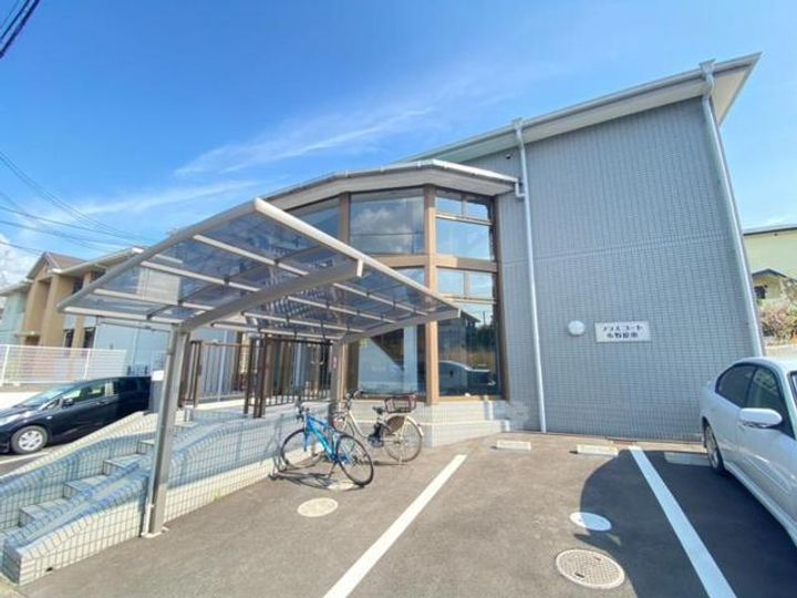大阪府箕面市小野原東4丁目の賃貸アパートの外観