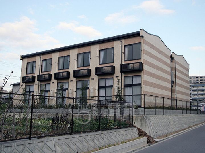 レオパレス虹の架け橋の外観