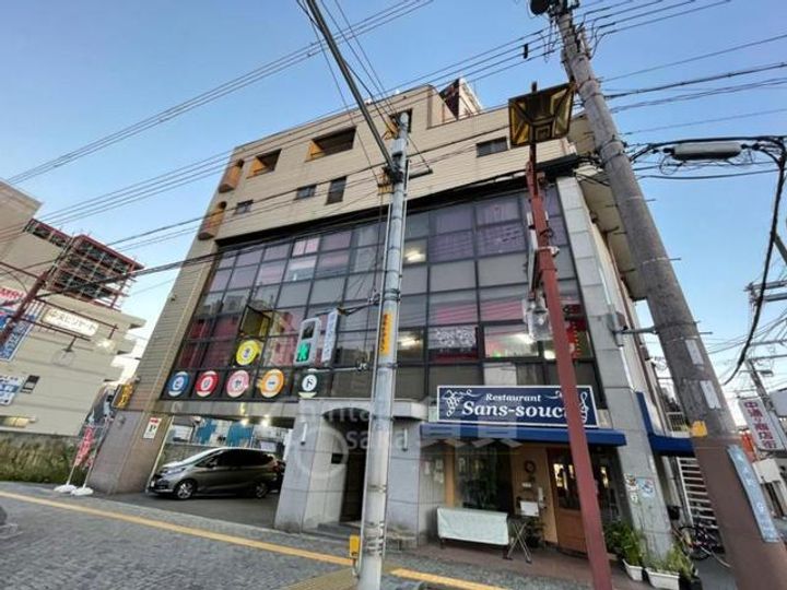 大阪府吹田市高浜町の賃貸マンションの外観