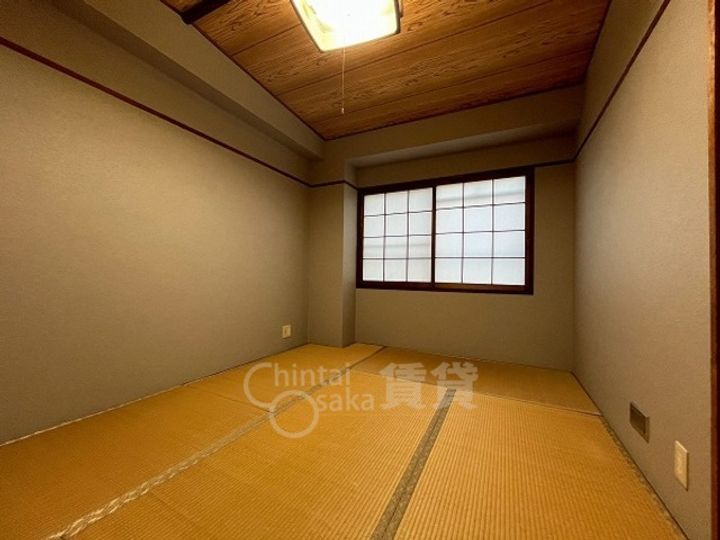 シャンボール八王寺の居間
