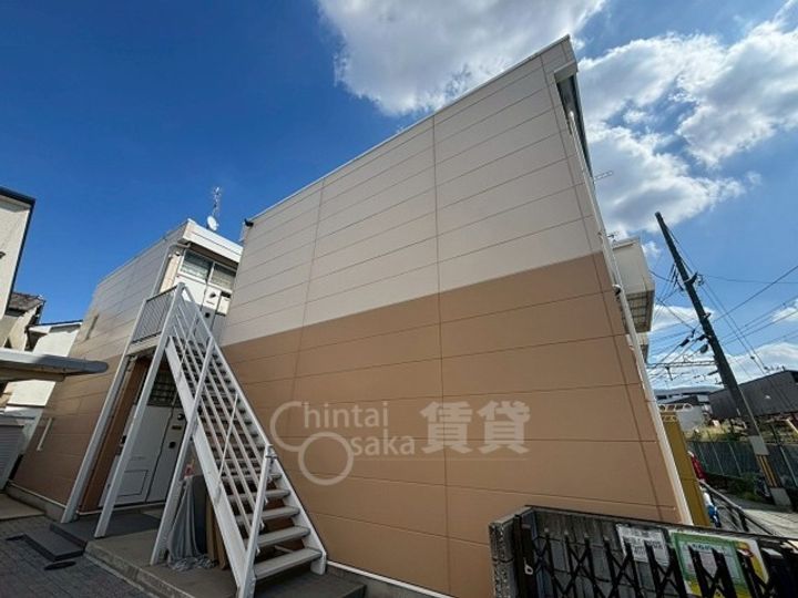 大阪府豊中市庄内東町6丁目の賃貸アパートの外観