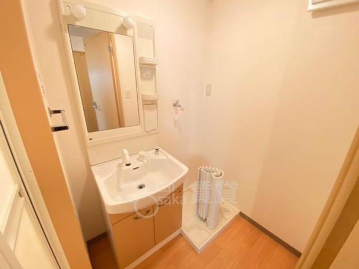 大阪府箕面市彩都粟生南2丁目の賃貸マンションの内装