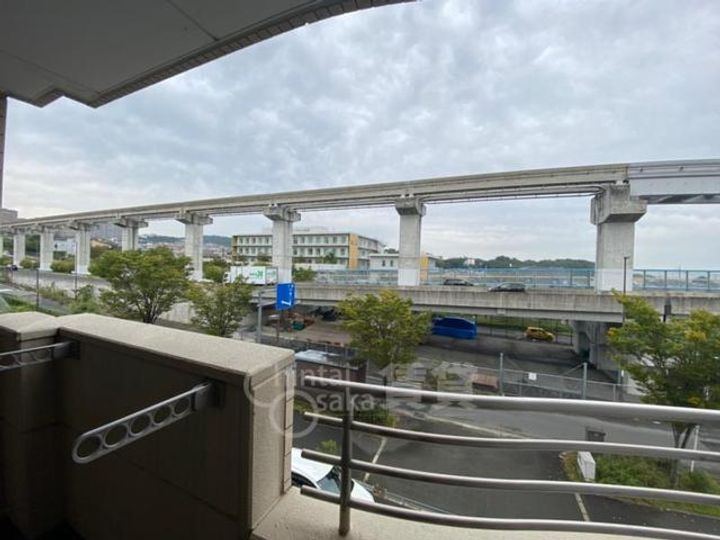 大阪府箕面市彩都粟生南2丁目の賃貸マンションの周辺