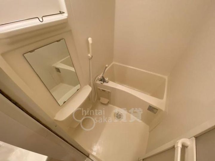 大阪府豊中市服部南町3丁目の賃貸マンションの風呂