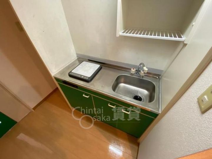 大阪府豊中市服部南町3丁目の賃貸マンションのキッチン