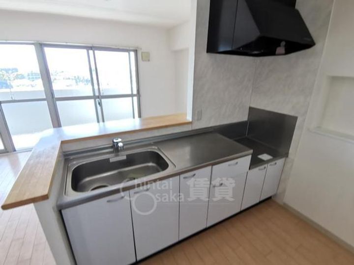 大阪府豊中市熊野町4丁目の賃貸マンションのキッチン