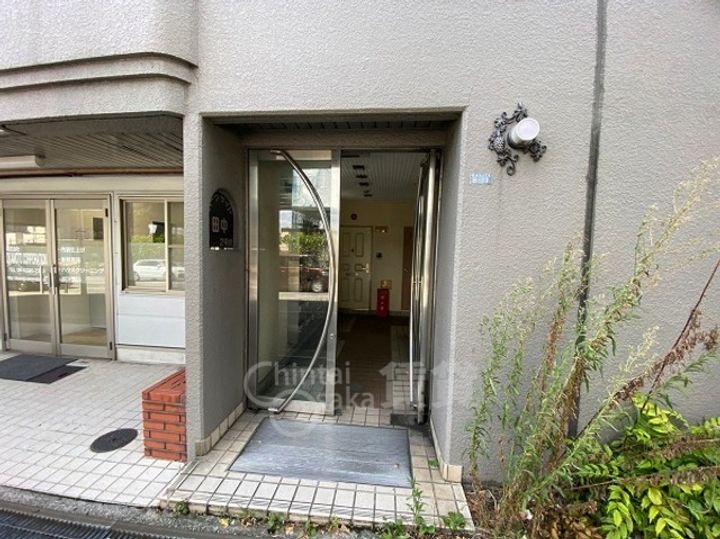 パークサイド田中 2号館の玄関