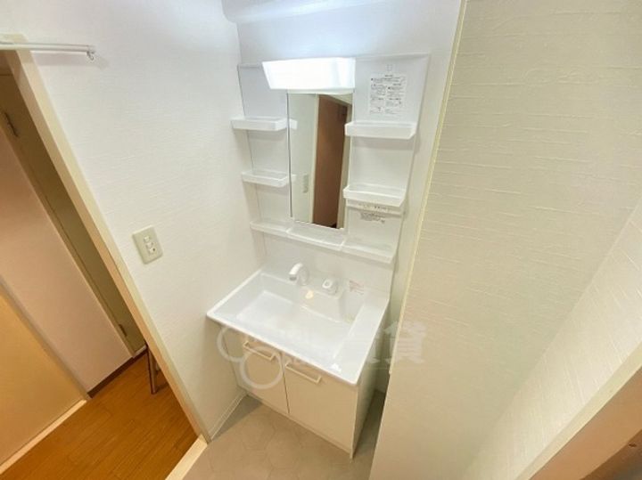 大阪府豊中市待兼山町の賃貸マンションの内装